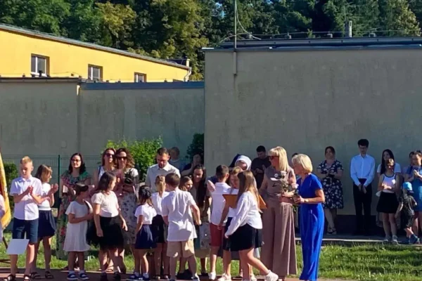 Uroczyste zakończenie roku szkolnego w SP2 Oborniki – sukcesy i wyróżnienia