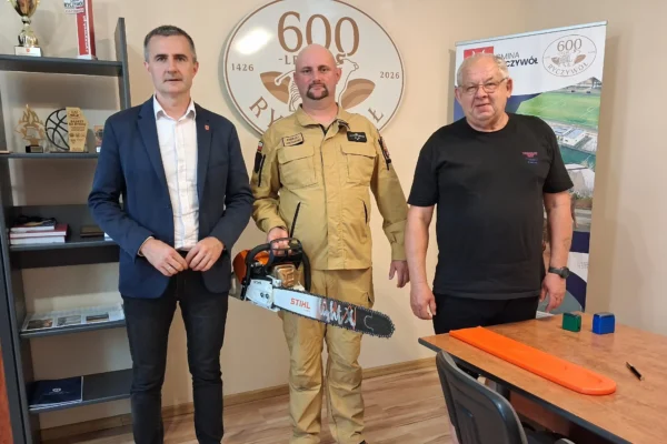 Nowa pilarka dla OSP Ryczywół – sprzęt już w jednostce