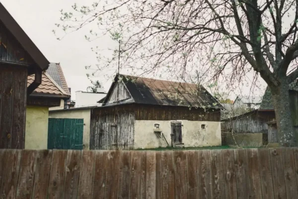 Gmina Oborniki sprzedaje zabytkową nieruchomość w Uścikówcu z bonifikatą