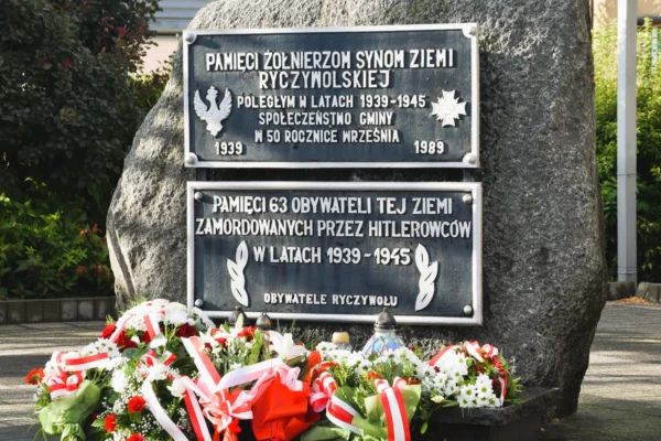 87. rocznica wybuchu II wojny światowej – Ryczywół oddał hołd poległym