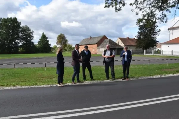 Nowy asfalt w Ryczywole. Zakończono modernizację dróg powiatowych